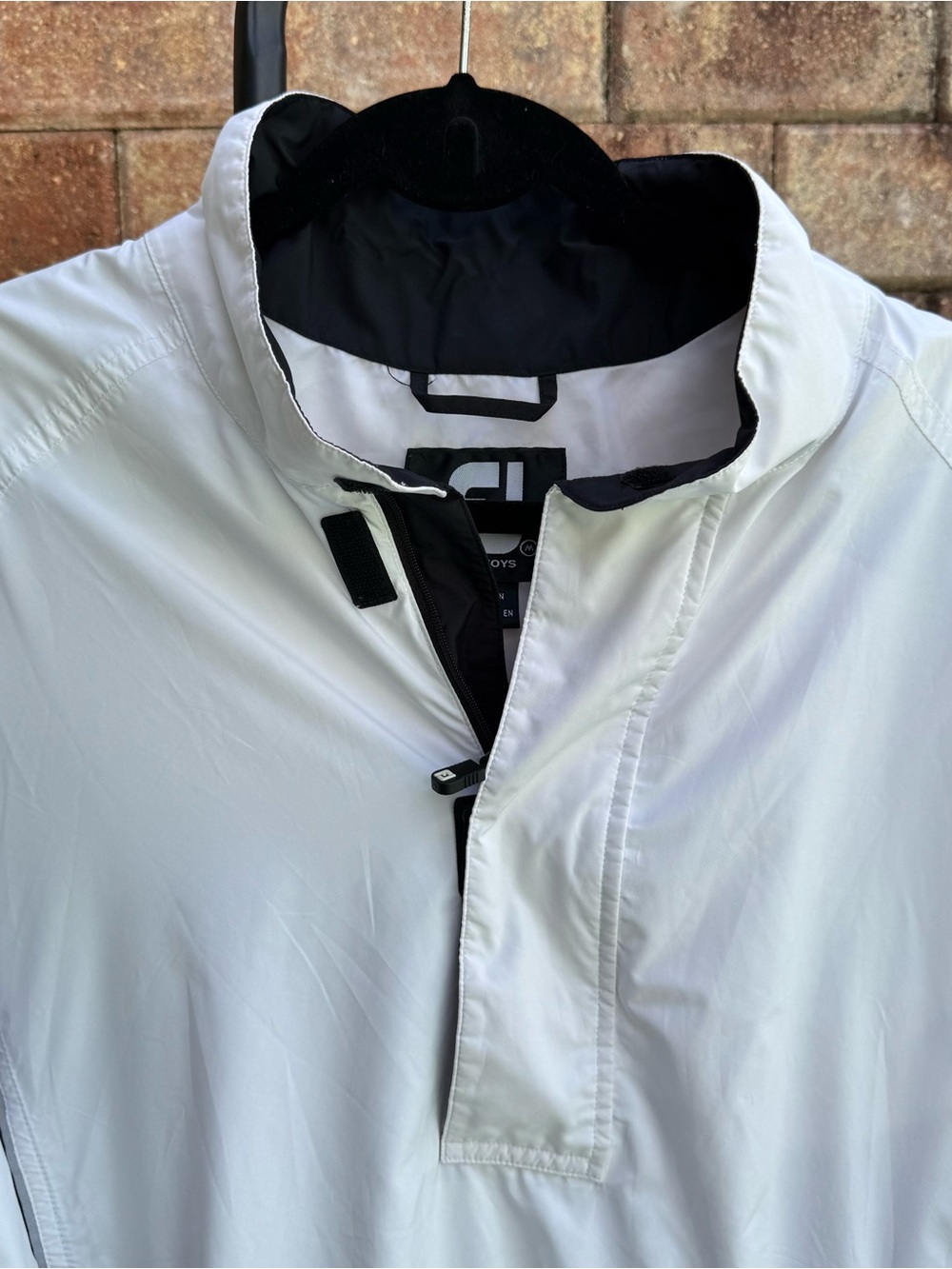 FootJoy DryJoy Men's White Lightweight Windbreaker Short Sleeve Pullover Jacket